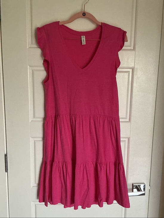 Only Dresses & Skirts - Only Women’s Bright Pink Tiered V-Neck Dress